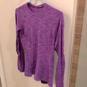 Lululemon fitted long sleeved purple shirt size 4